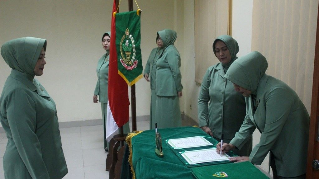 Serah Terima Jabatan Wakil Ketua Persit KCK Ranting 2 DIsinfolahtad (24 Jan 2024)