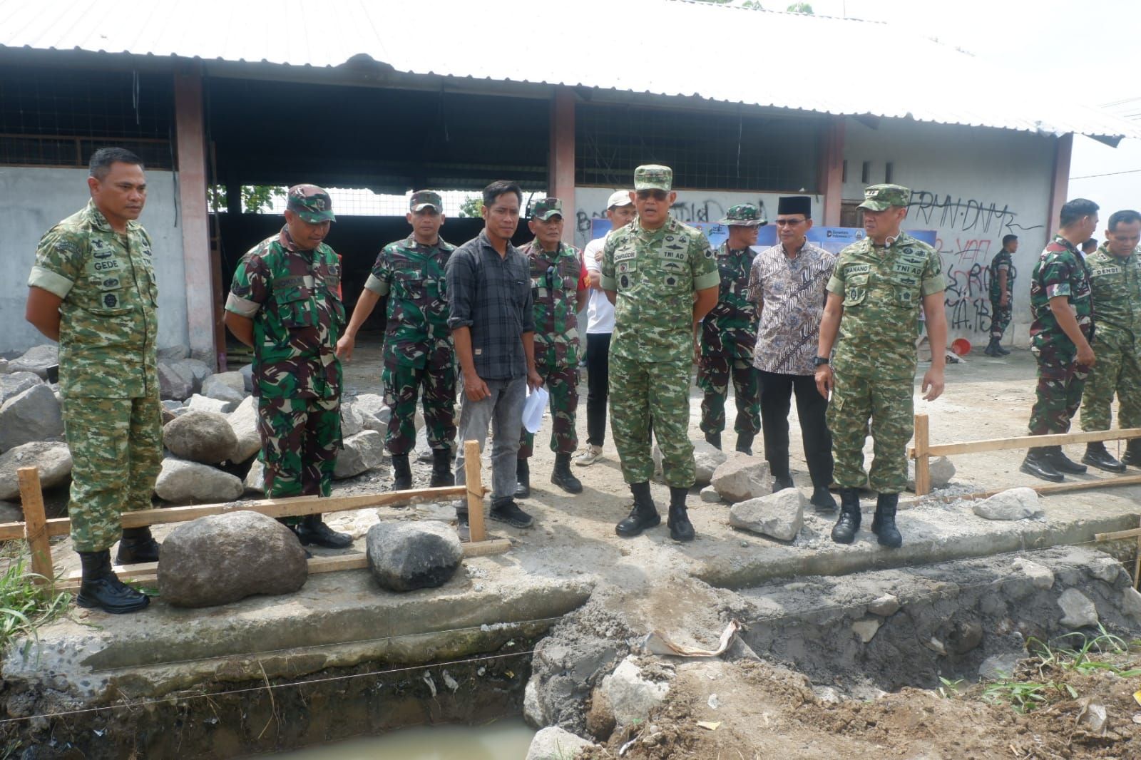 Pangdam IV/Diponegoro Lakukan Peninjauan Awal Lokasi KDKMP di Kabupaten Karanganyar