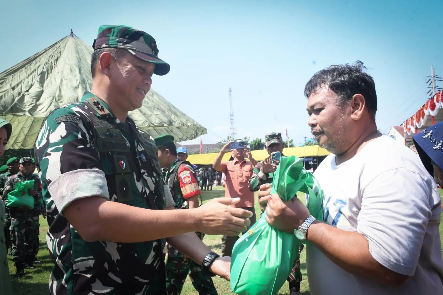 Bazar Murah Warnai HUT TNI dan Kodam IV/Diponegoro di Semarang
