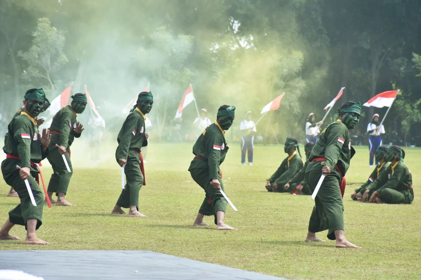 Aksi memukau prajurit Kodam IV/Diponegoro pada peringatan HUT ke-75