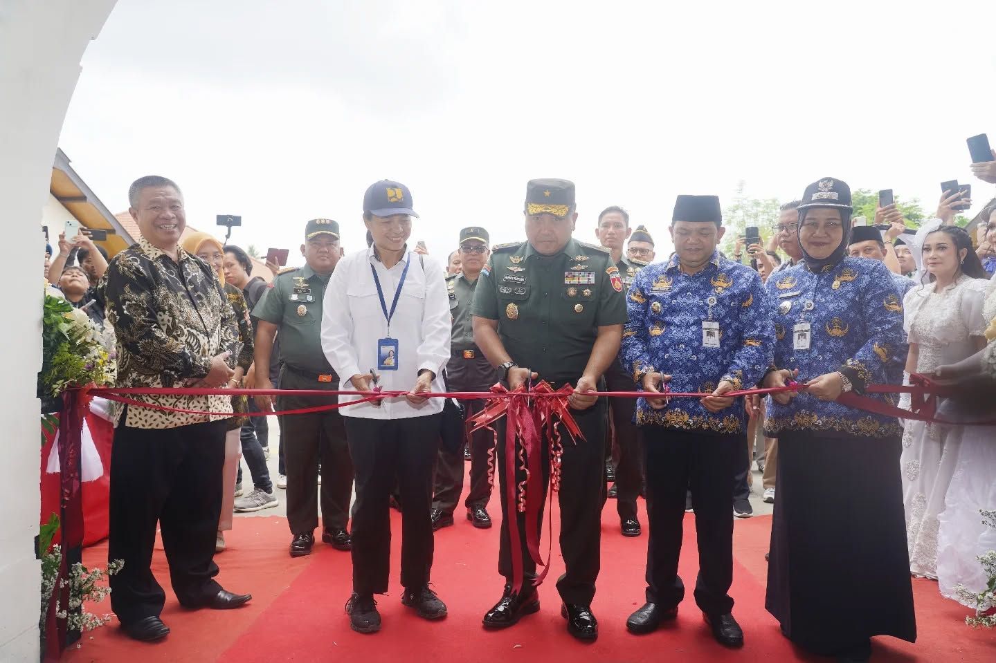 Kasdam IV/Diponegoro Resmikan Pembukaan Benteng Fort Willem I Ambarawa