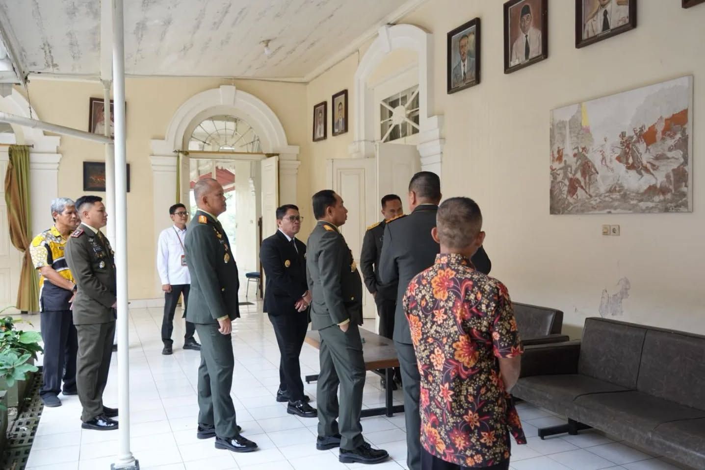 Pangdam IV/Diponegoro Dampingi Panglima TNI pada Prasetya Perwira Diktukpa TNI Integratif dan Kunjungan ke Museum Bersejarah