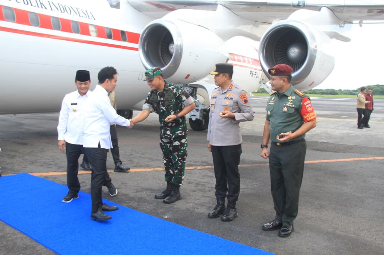 Pangdam IV/Diponegoro Dampingi Wapres RI dalam Kunjungan Kerja di Wilayah Semarang