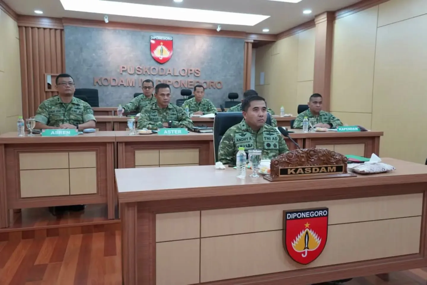 Kasdam IV/Diponegoro Ikuti Vicon Bersama Wapang TNI Bahas Perkembangan KDKMP