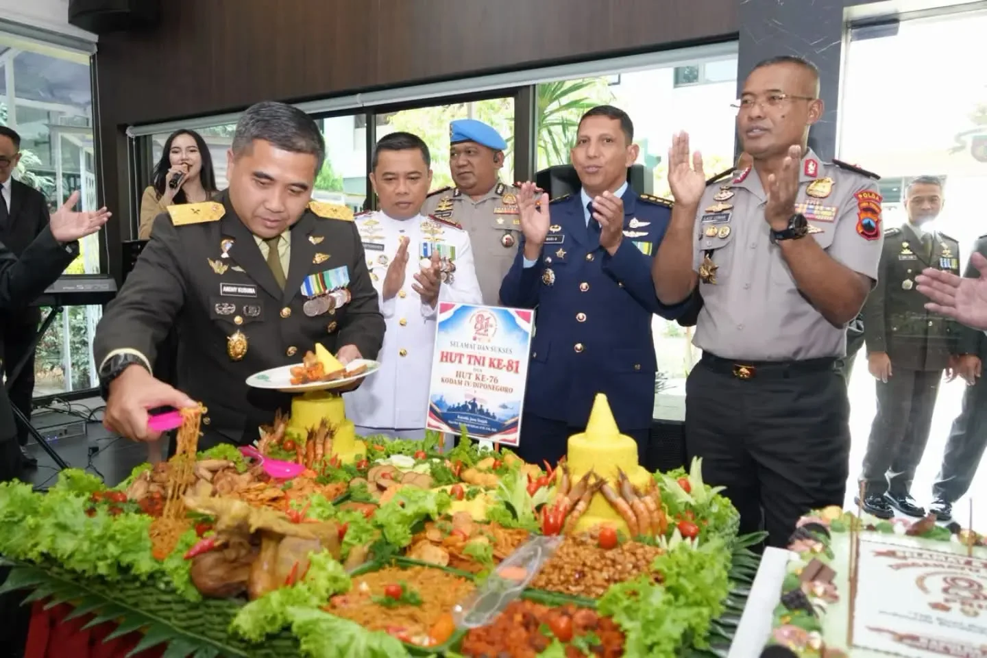 Kejutan Polda Jateng Jadi Simbol Sinergitas TNI-Polri yang Hangat